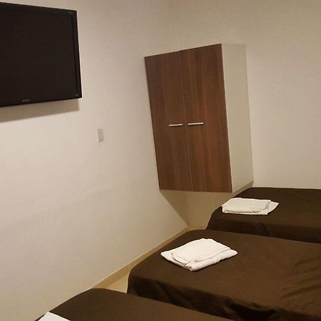 Apart Temporario Saenz Pena Apartment เปรสซิเดนเกีย โร้ค ซาเอน เปยา ภายนอก รูปภาพ
